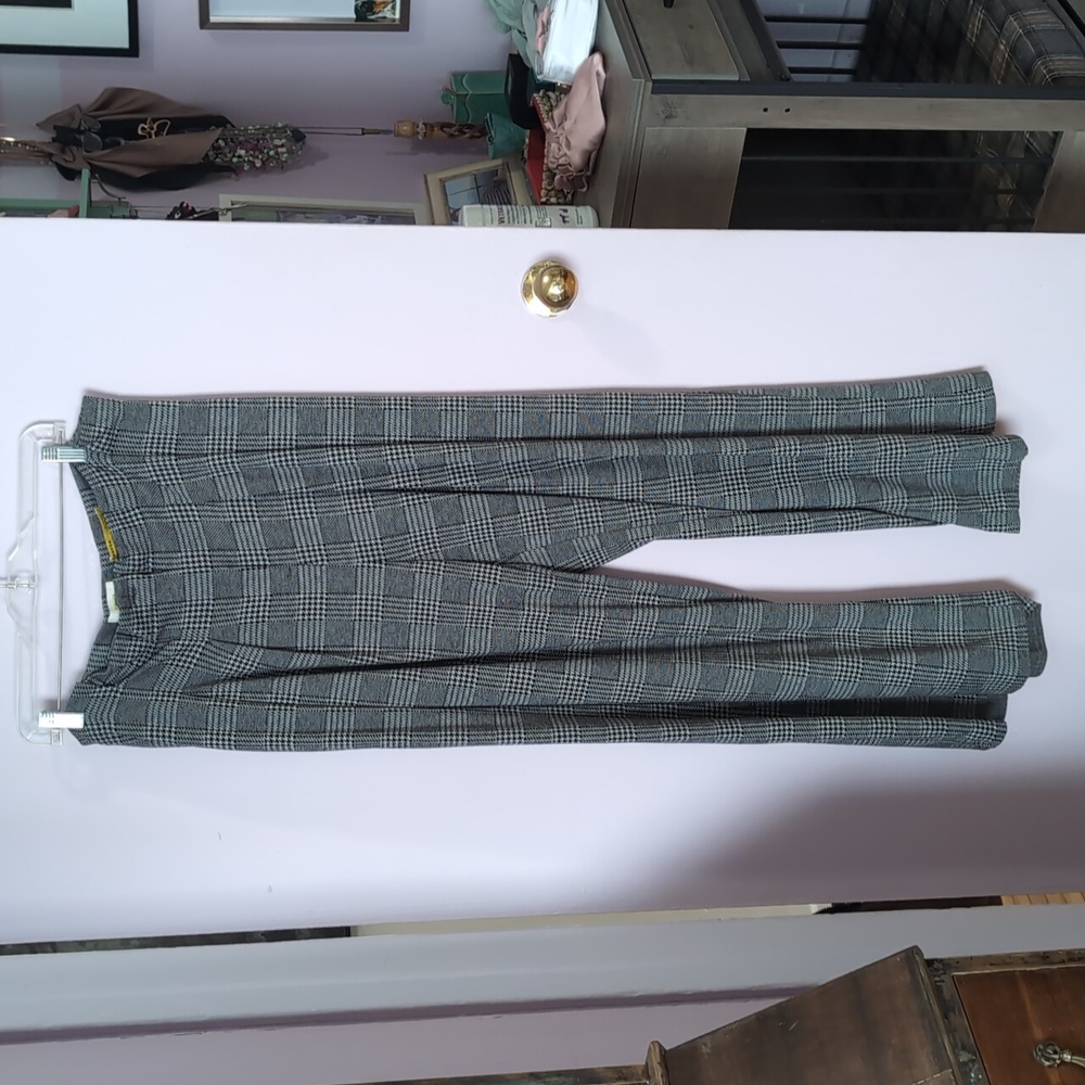 Maeve | Pleated Mid- Rise Houndstooth Wide-Leg Trousers